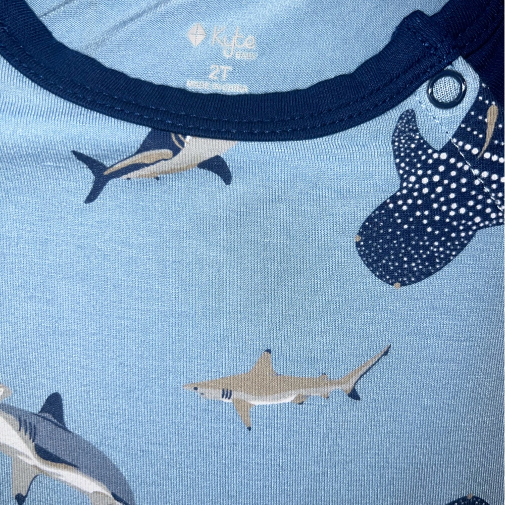 Kyte Baby Sharks Shortall